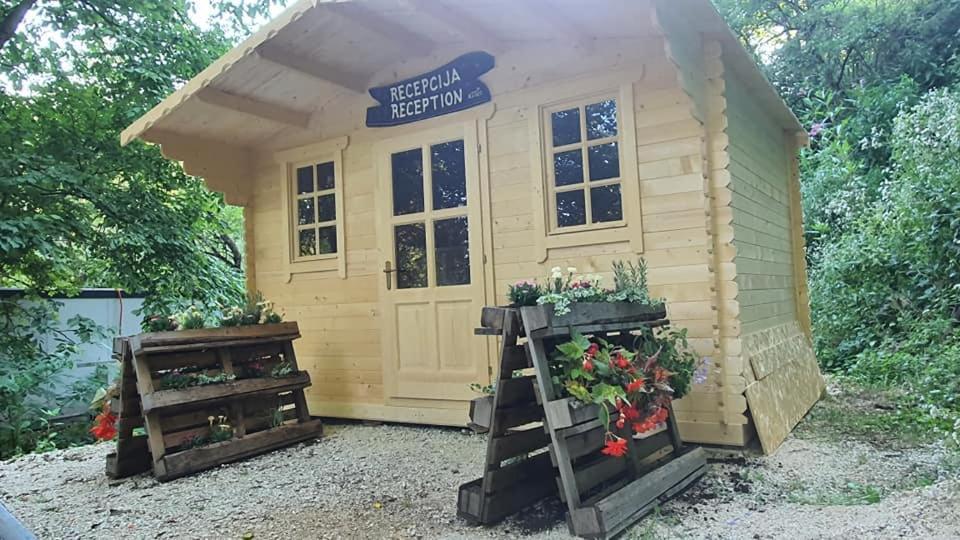 فندق Kamp Na Otoku - Ljubno Ob Savinji المظهر الخارجي الصورة