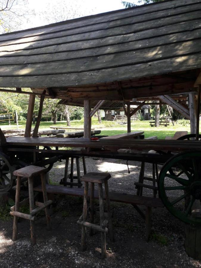 فندق Kamp Na Otoku - Ljubno Ob Savinji المظهر الخارجي الصورة